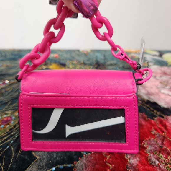 SOLD Simply Vera Wang Bag - Picture 2 of 5